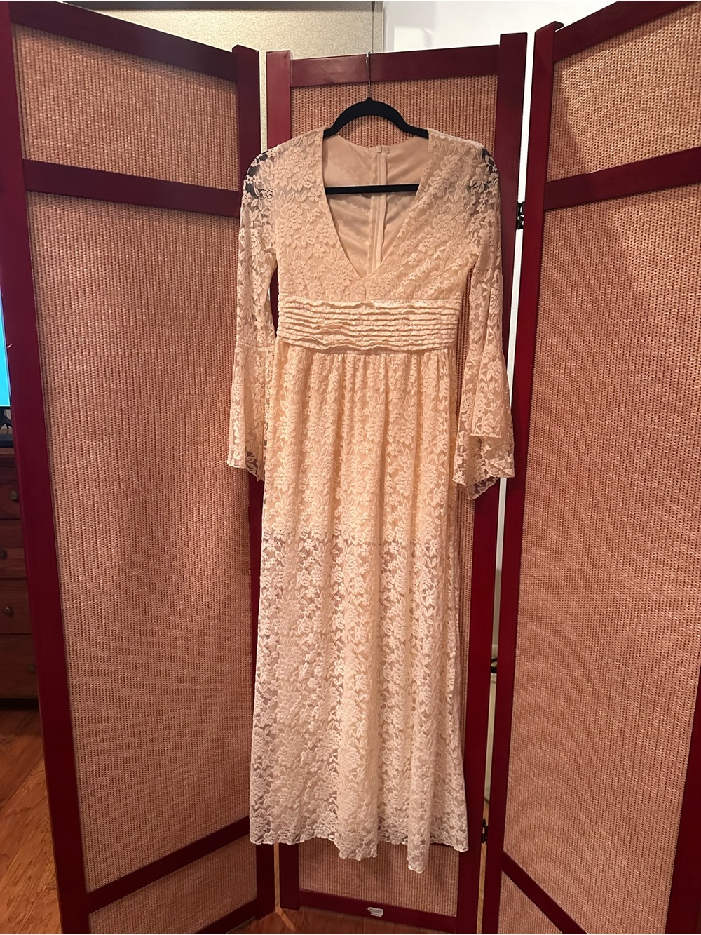 Cream Lace Bohemian/Renaissance Maxi Dress with Bell Sleeves - Picture 6 of 11